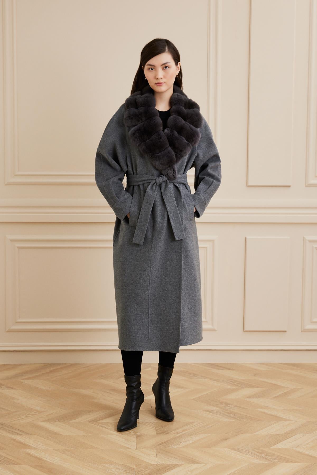 Shaky Women's Loro Piana 97% Wool 3% Cashmere Fabric Coat With Chincilla Trimming Dark Grey
