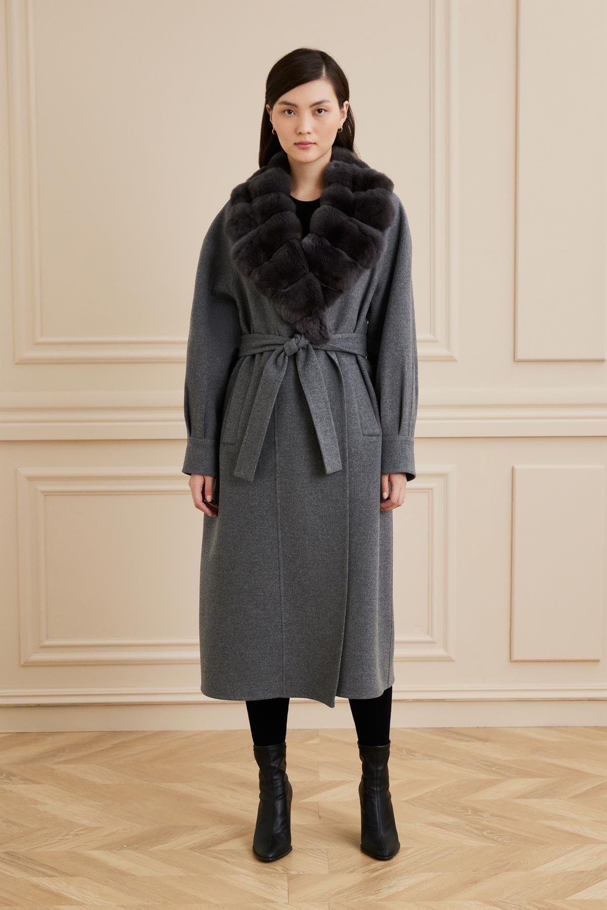 Shaky Women's Loro Piana 97% Wool 3% Cashmere Fabric Coat With Chincilla Trimming Dark Grey