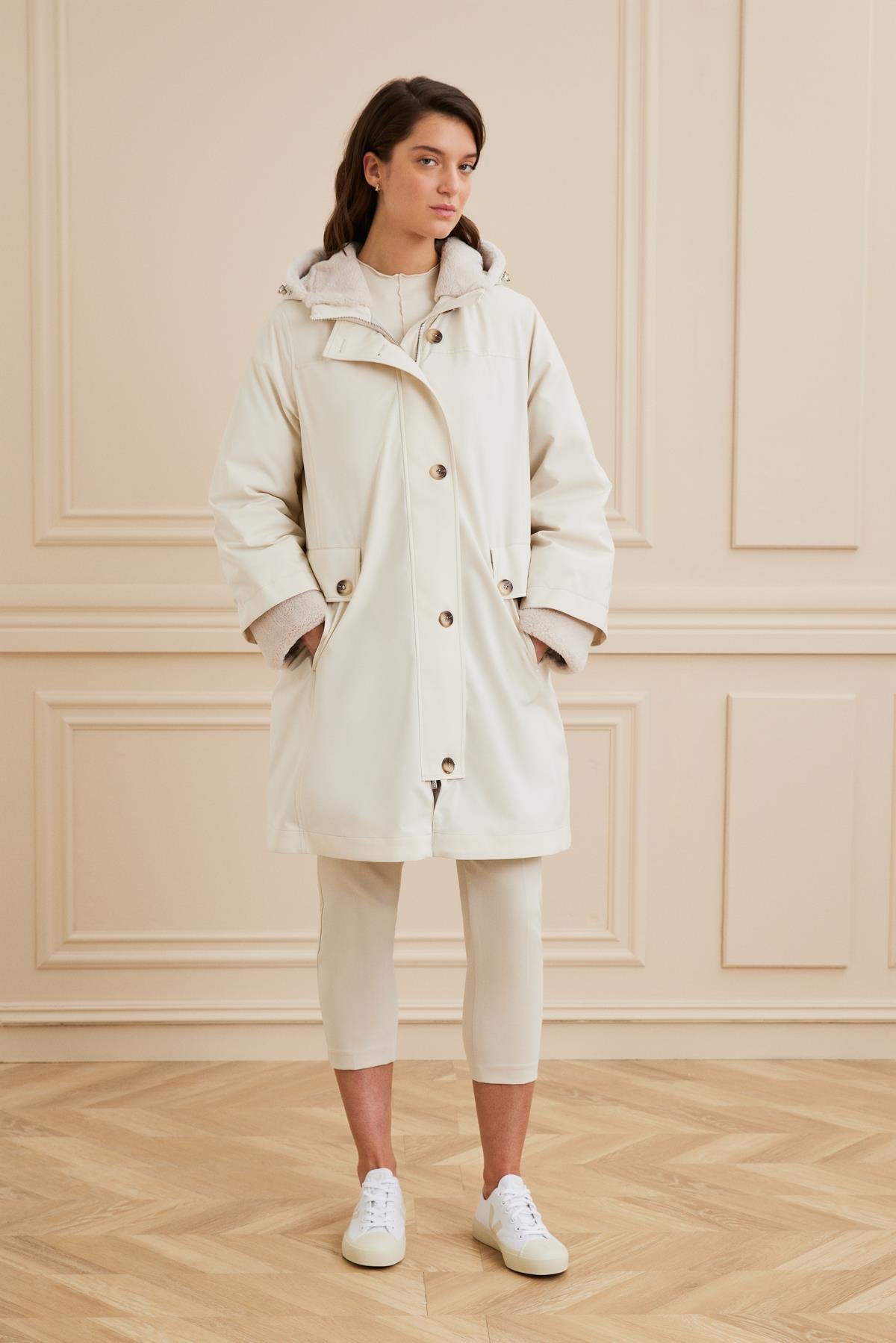 Shaky Women's Nylon Fabric Short Coat With Rex Trimming Cream C-411