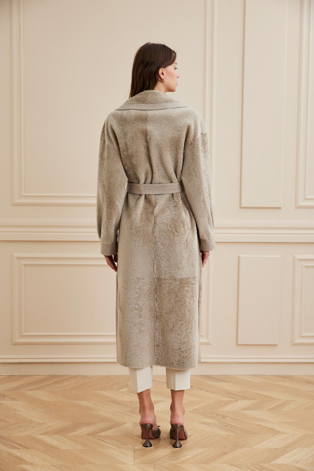 Shaky Women's Shearling Coat With Loro Piana 93% Wool 7% Cashmere Fabric Trimming Dirtmid Taupe