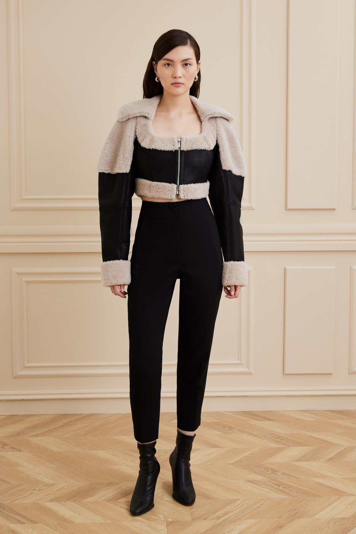 Shaky Women's Shearling Jacket Black/Beige