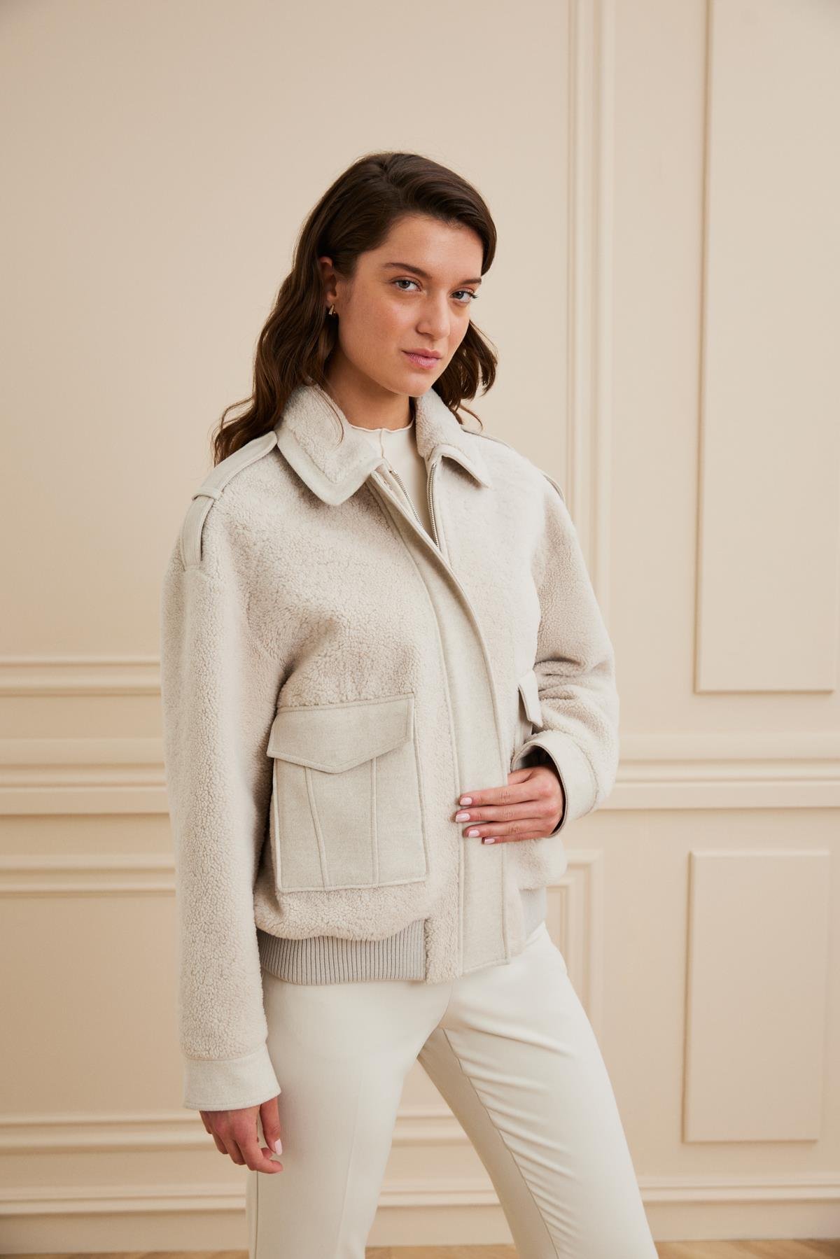 Shaky Women's Shearling Jacket  With Loro Piana 90% Wool 10% Cashmere Fabric and Knitted Trimming Beige