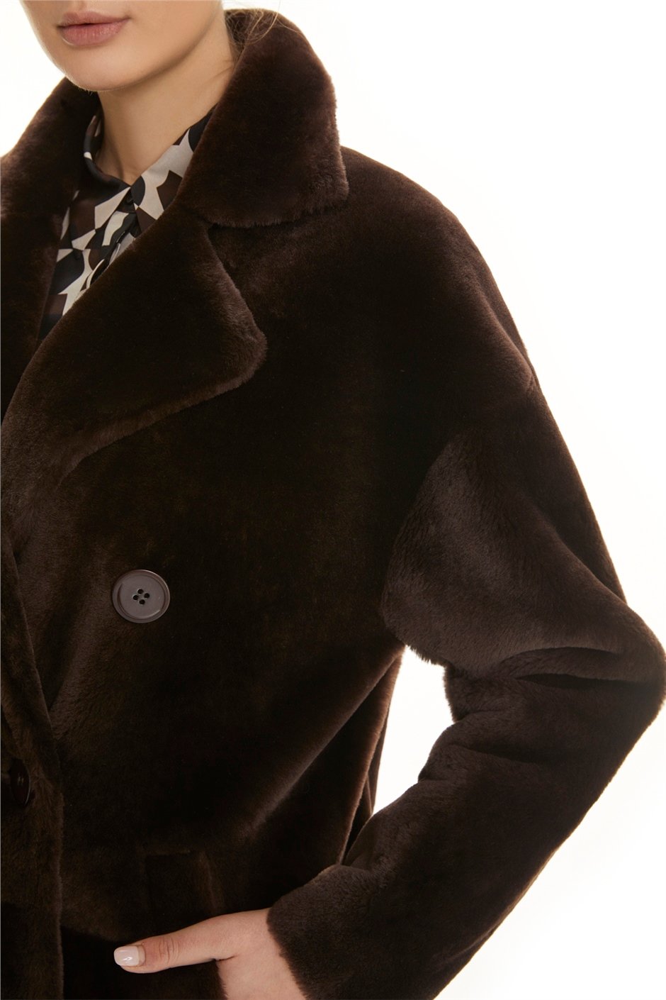 Shaky Women's Shearling Short Coat with Leather trimming