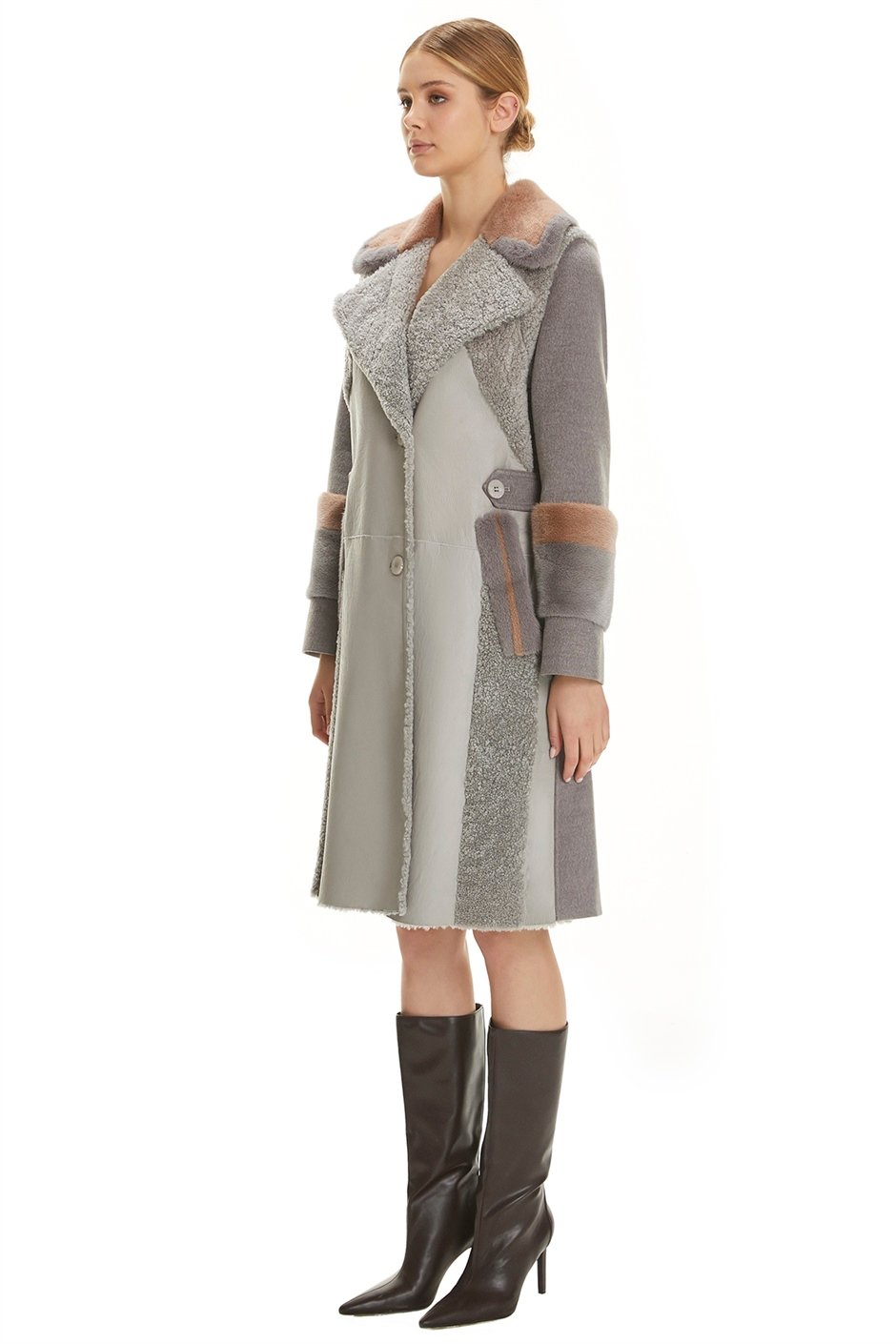 Shaky Women's Shearling Short Coat with Mink trimming