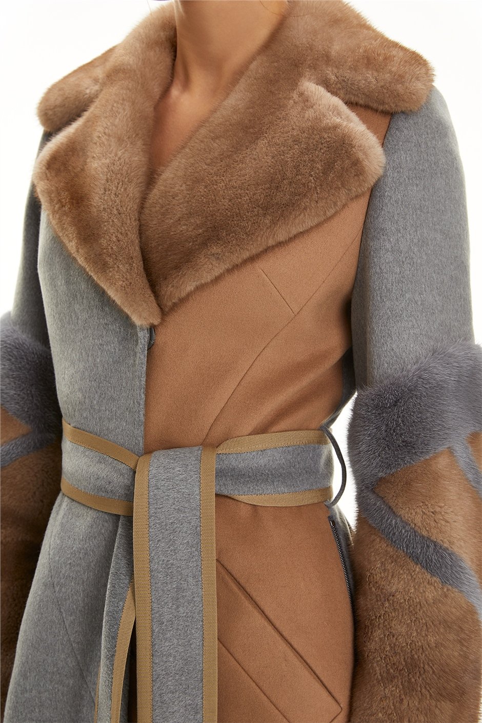 Shaky Women's Textile Short Coat with Mink trimming