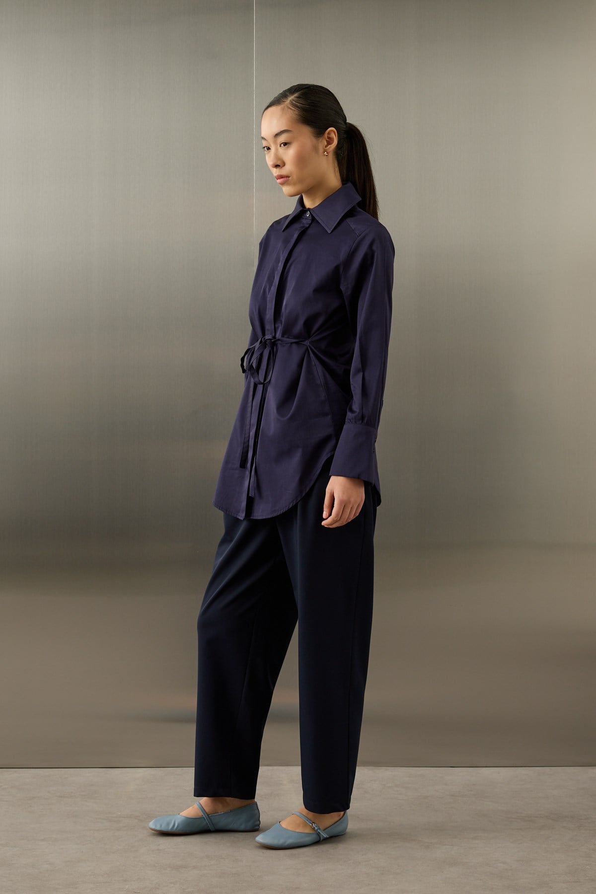 Basic Pamuklu Düğmeli Bağlamalı Gömlek LACİVERT