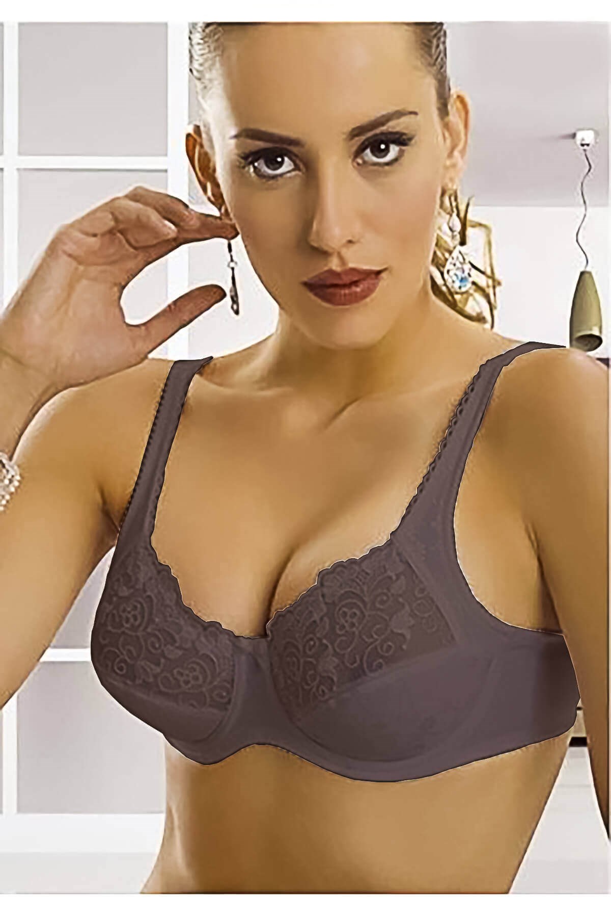 Bella Donna Dantelli Toparlayıcı Minimizer Sütyen