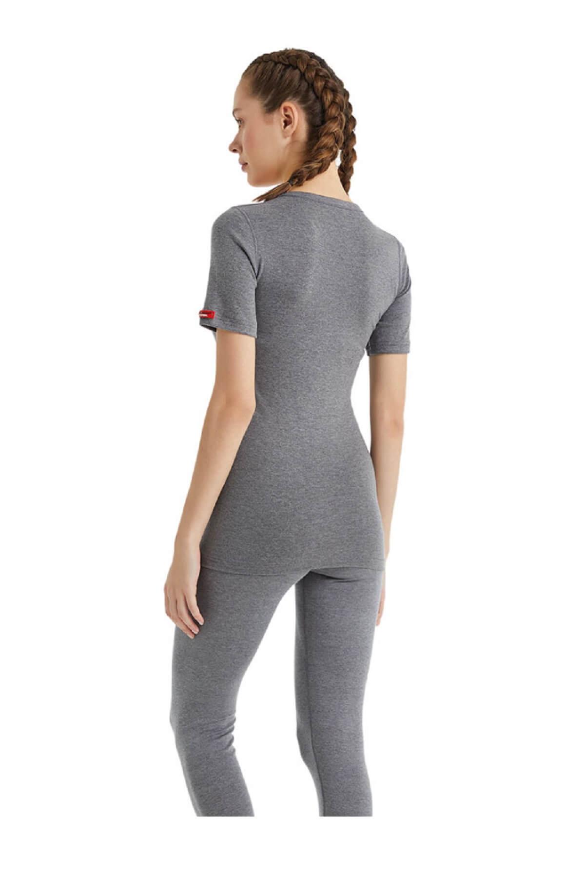 Blackspade 1263 Unisex 2. Seviye Kısa Kol V Yaka Kışlık Termal İçlik  