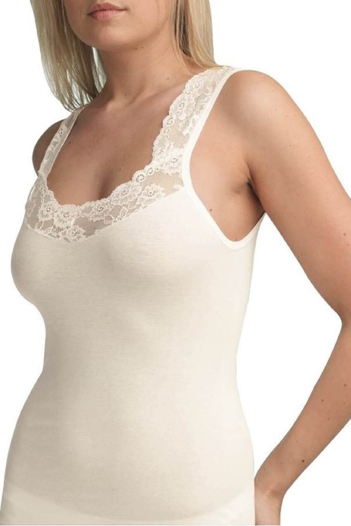 Blackspade %97 Pamuk Kadın Dantelli Kalın Askılı Atlet