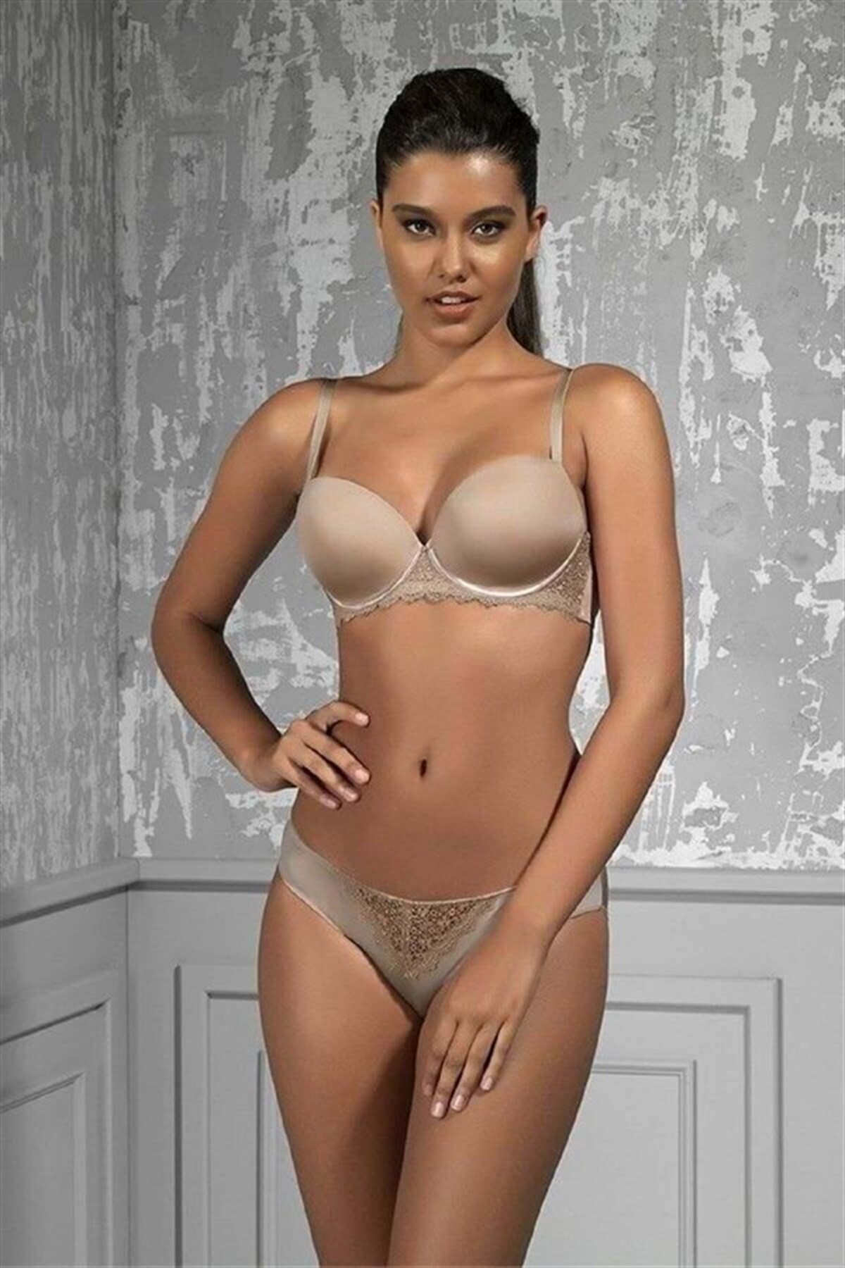 Golshan Garland Dantelli Toparlayıcı Fantezi Sütyen