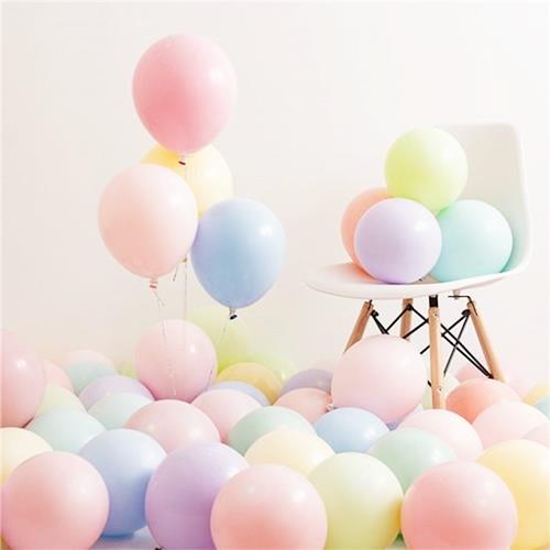 Makaron Uçan Balon Demeti 20 Adet / Teslimat Dahil