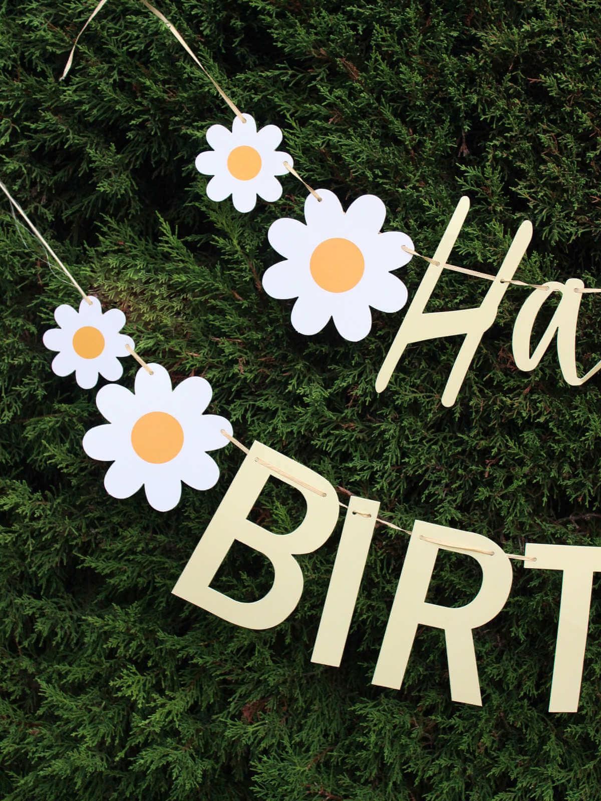 Papatya Temalı Happy Birthday Yazı Banner Doğum Günü Parti Süsü