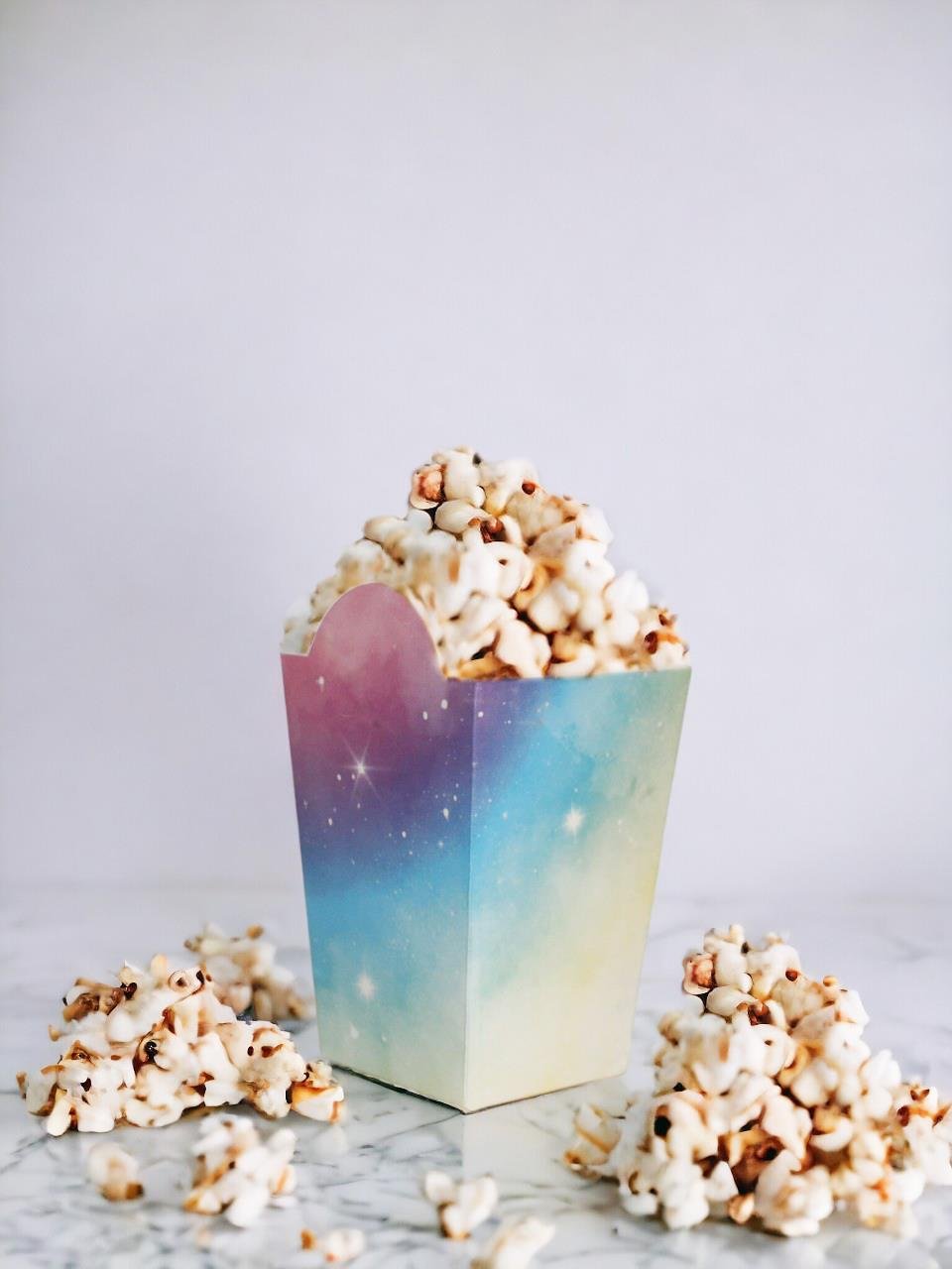 Patlamış Mısır Kutusu Popcorn Kutusu Gökkuşağı Renkli 8'Li