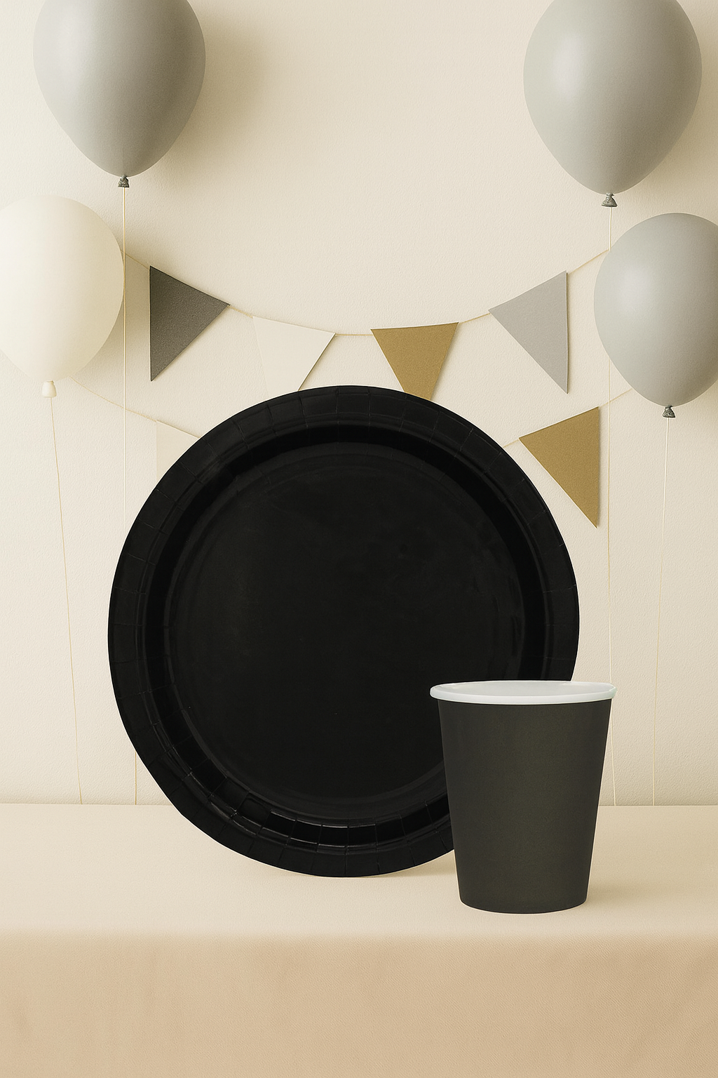 Karton Tabak Bardak Set Doğum Günü Parti Seti Siyah 8 Adet 