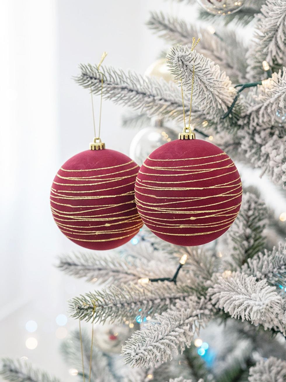 Kadife Yılbaşı Topu – Altın Simli Çam Ağacı Süsü Bordo 12 cm 2'li