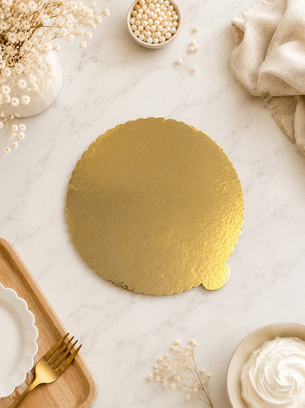 Sıvamalı Pasta Altı 24 Cm Altın - Dantel Kağıtlar | Parti Adresi