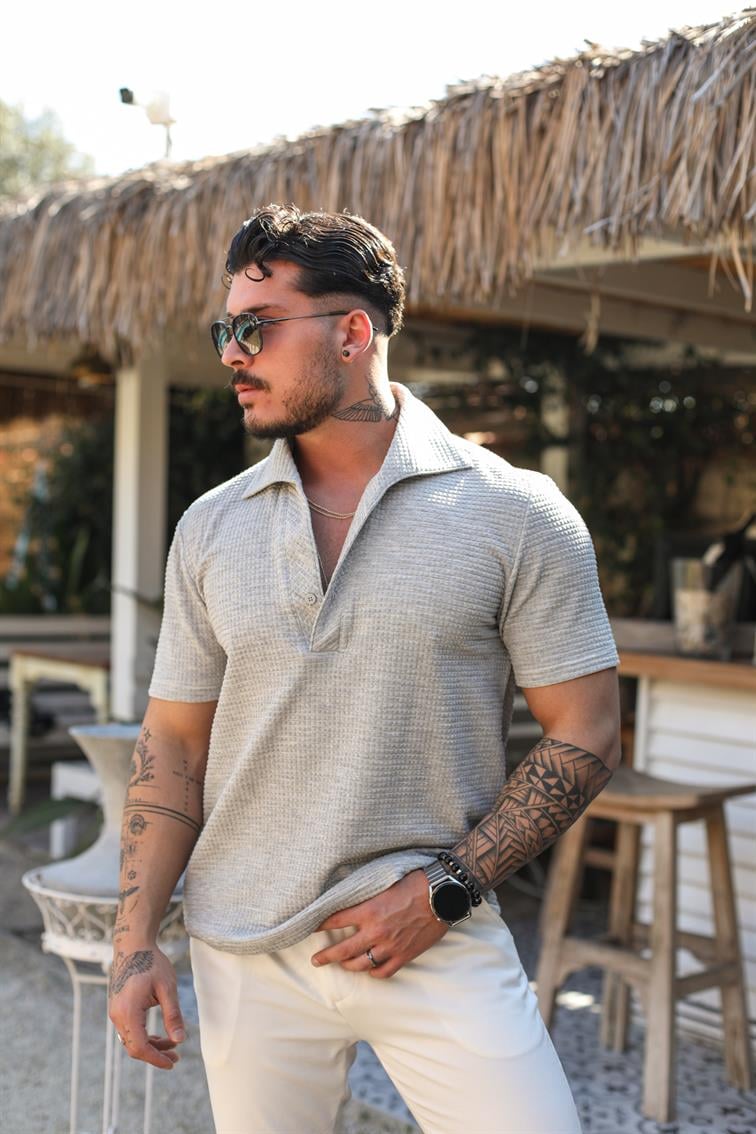 Açık Yaka Detaylı Regular Fıt T-Shirt Gri
