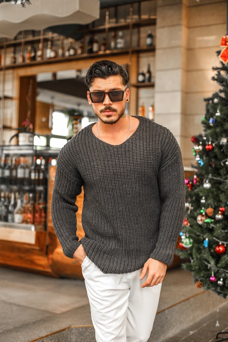 Açık Yaka Geniş Örme Oversize Kazak