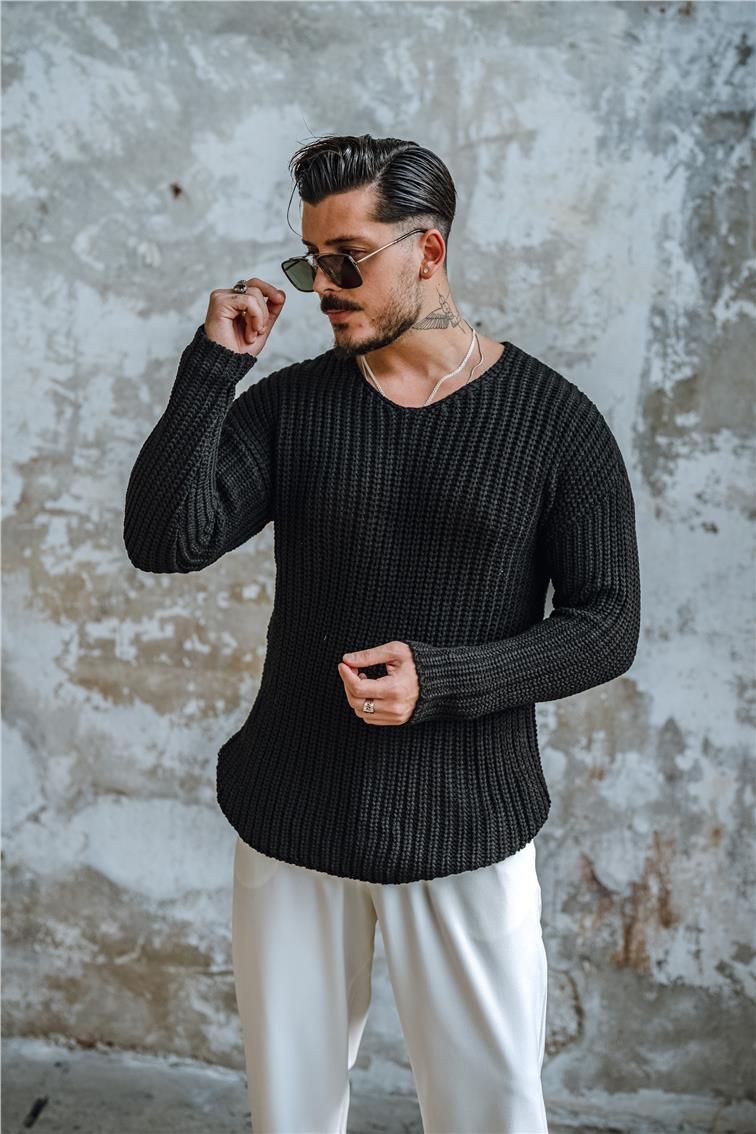Açık Yaka Geniş Örme Oversize Kazak Siyah