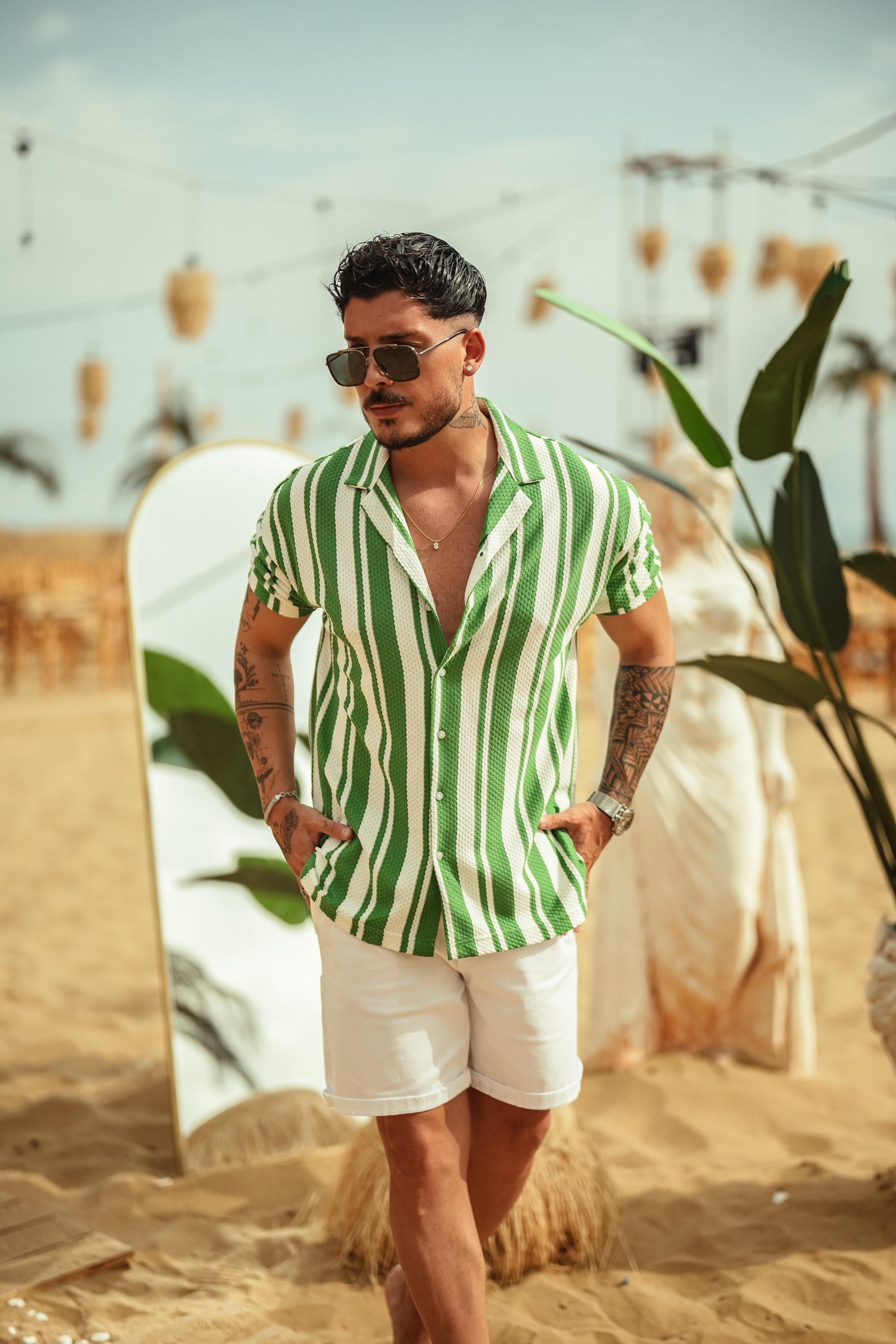 Apaş Yaka Renkli Örme Oversize Kısa Kol Gömlek Yeşil