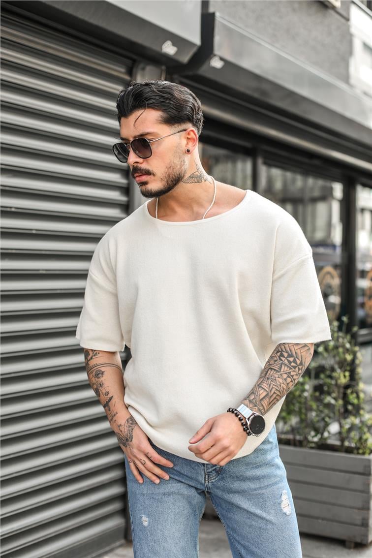 Basic Açık Yaka Oversize T-Shirt Krem