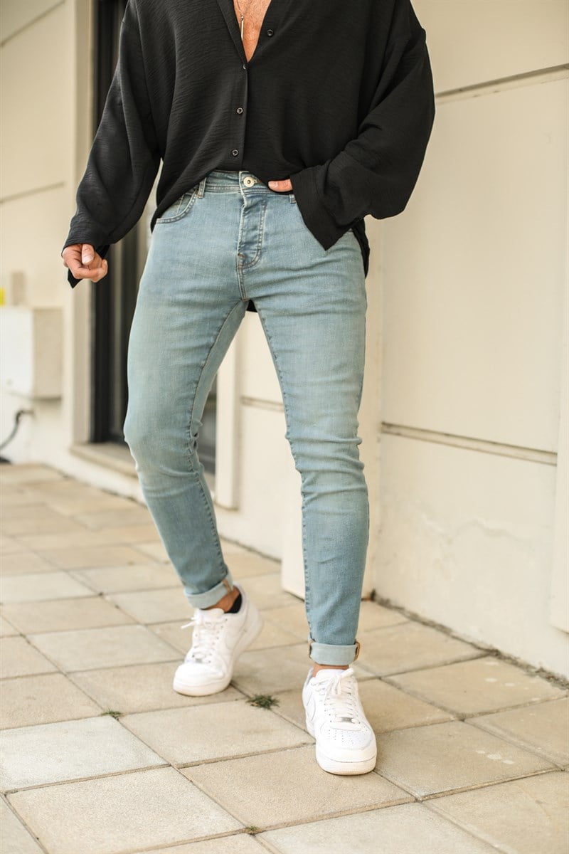 Basic Slim Fit Jean