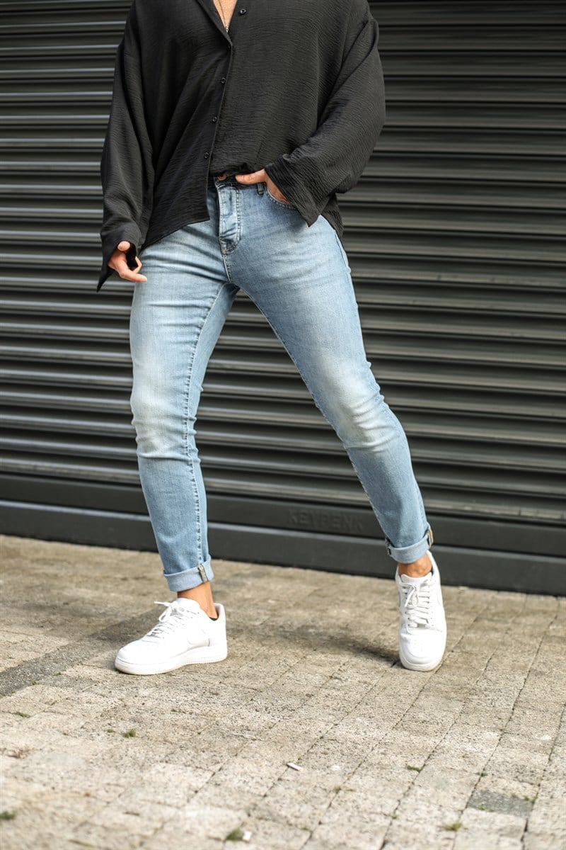 Basic Slim Fit Jean