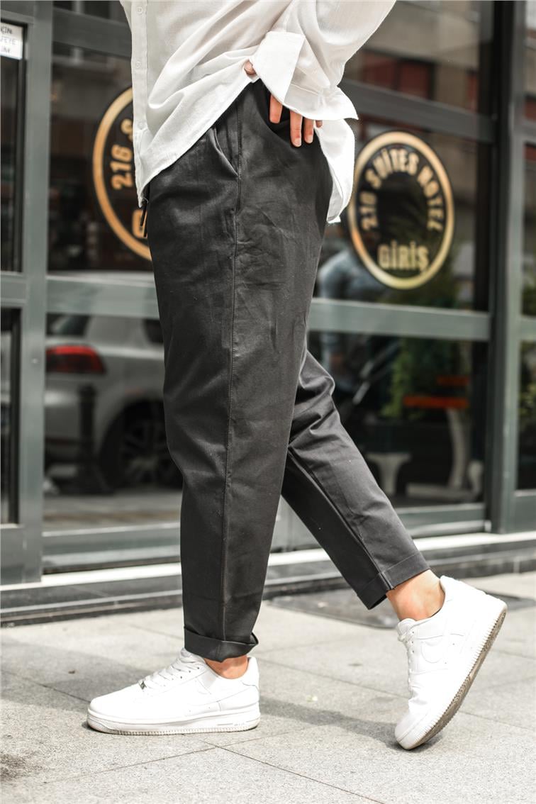 Beli Lastikli Pileli Pantolon Siyah