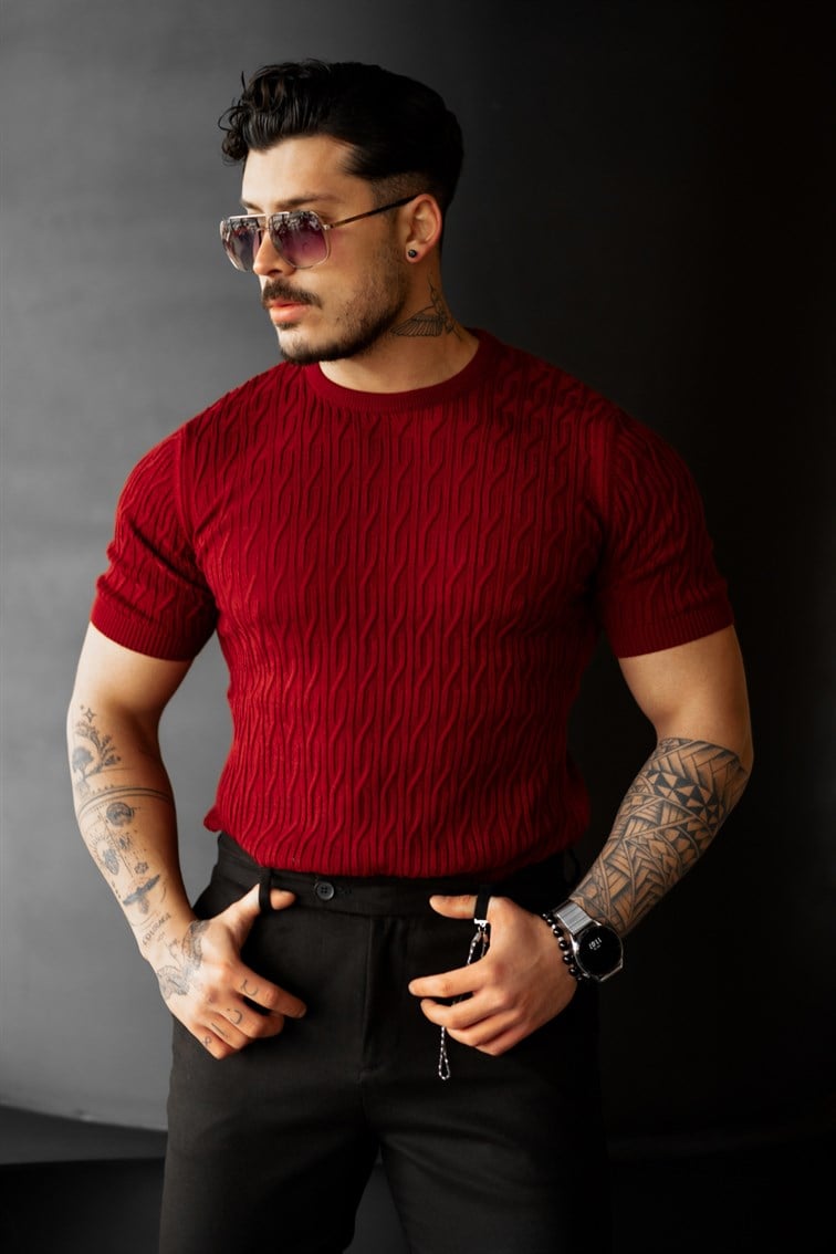 Bisiklet Yaka İşlemeli T-Shirt