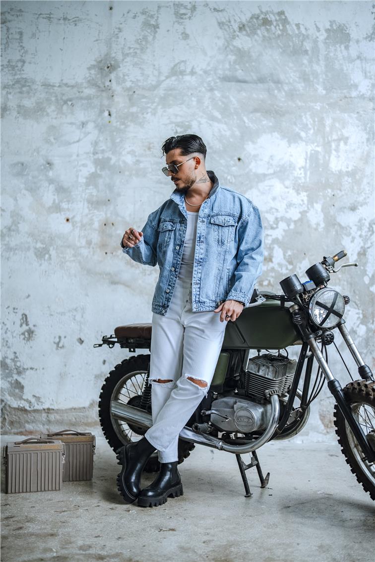 Boxy Fıt Denim Ceket Kar Yıkamalı Mavi