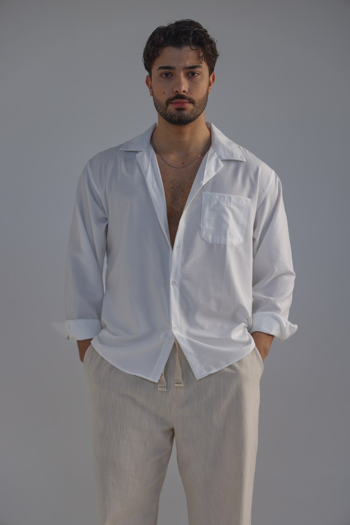 Cepli Oversize Basic Gömlek Beyaz