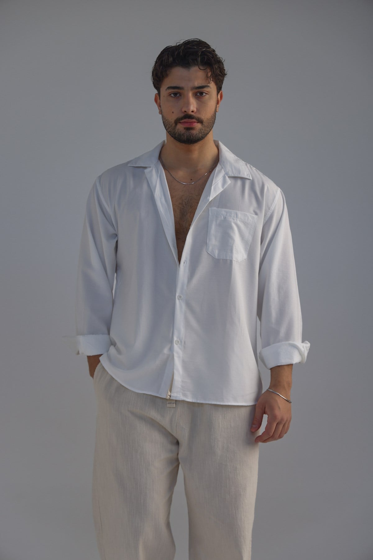 Cepli Oversize Basic Gömlek Beyaz