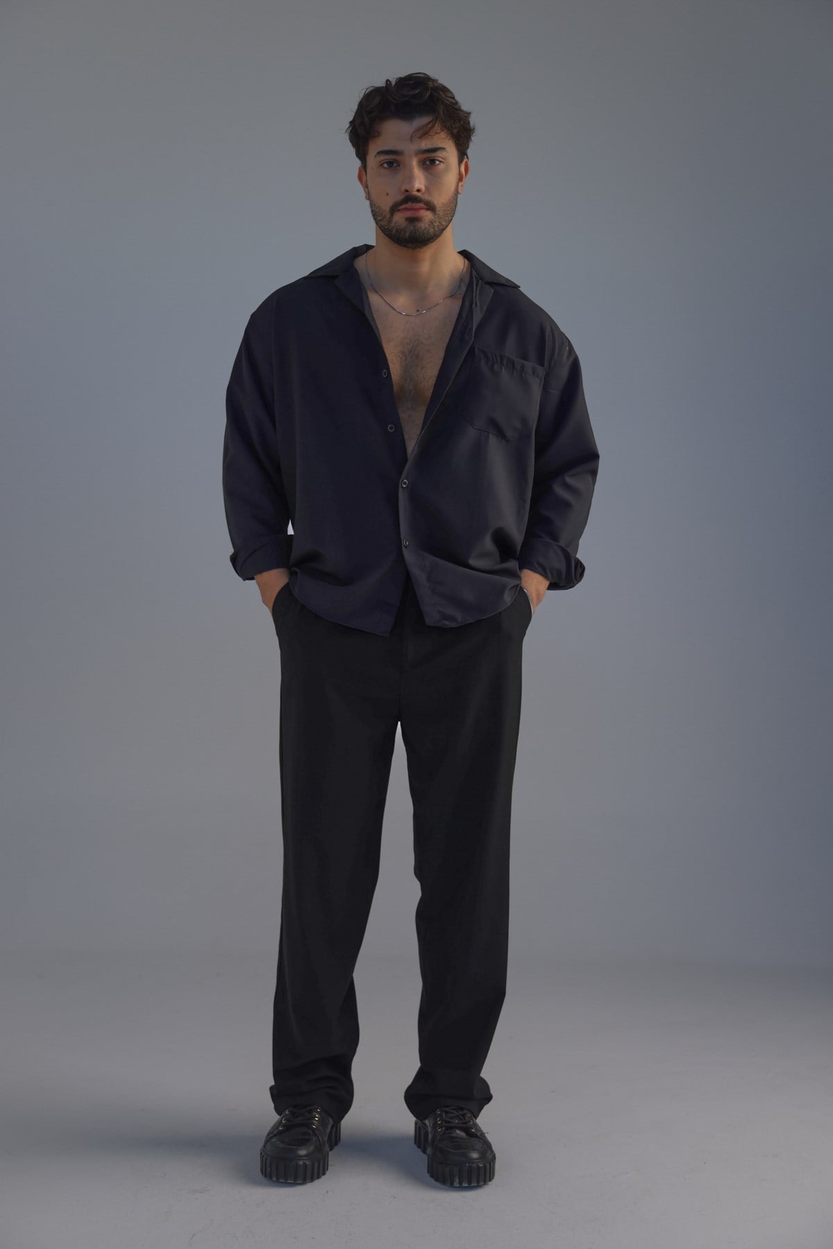 Cepli Oversize Basic Gömlek Siyah