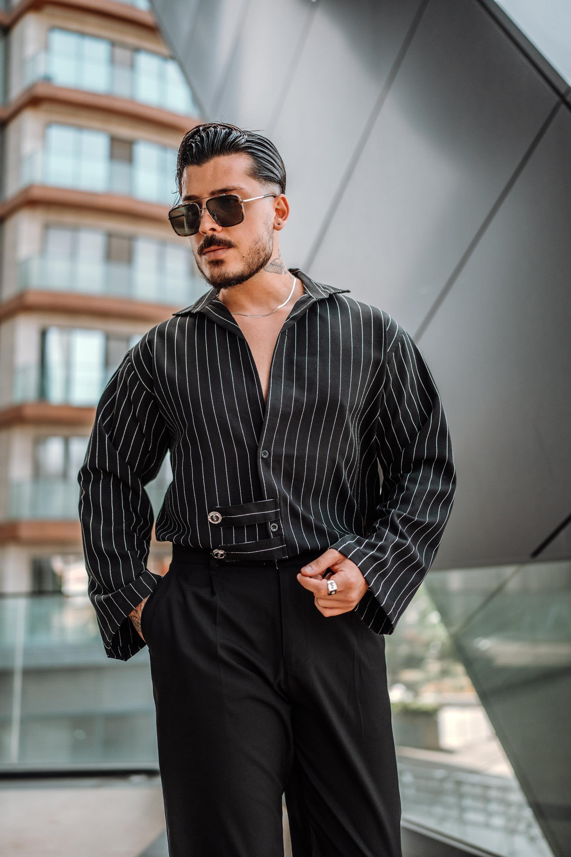 Çizgili Toka Detaylı Oversize Gömlek Siyah