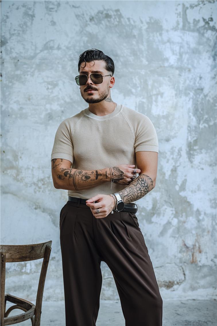 Dar Kalıp Orgülü Triko T-Shirt Bej
