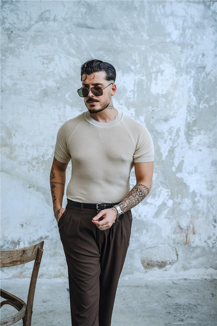 Dar Kalıp Orgülü Triko T-Shirt Bej