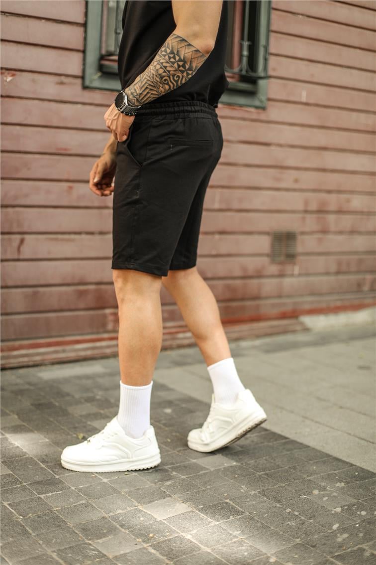 Dik Çizgi Detaylı Basic Şort Siyah