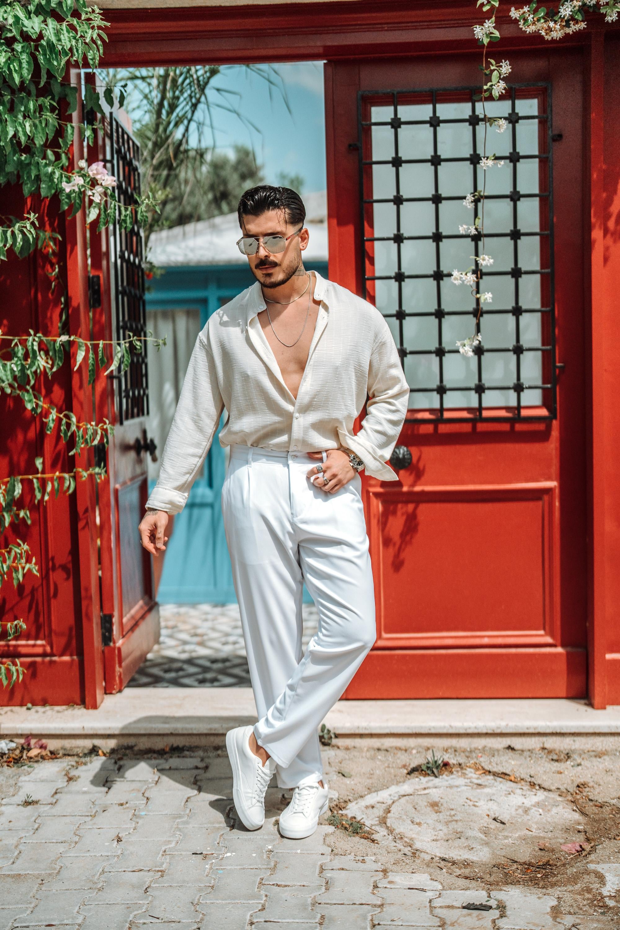 Dik Yaka Çizgili Oversize Gömlek Krem