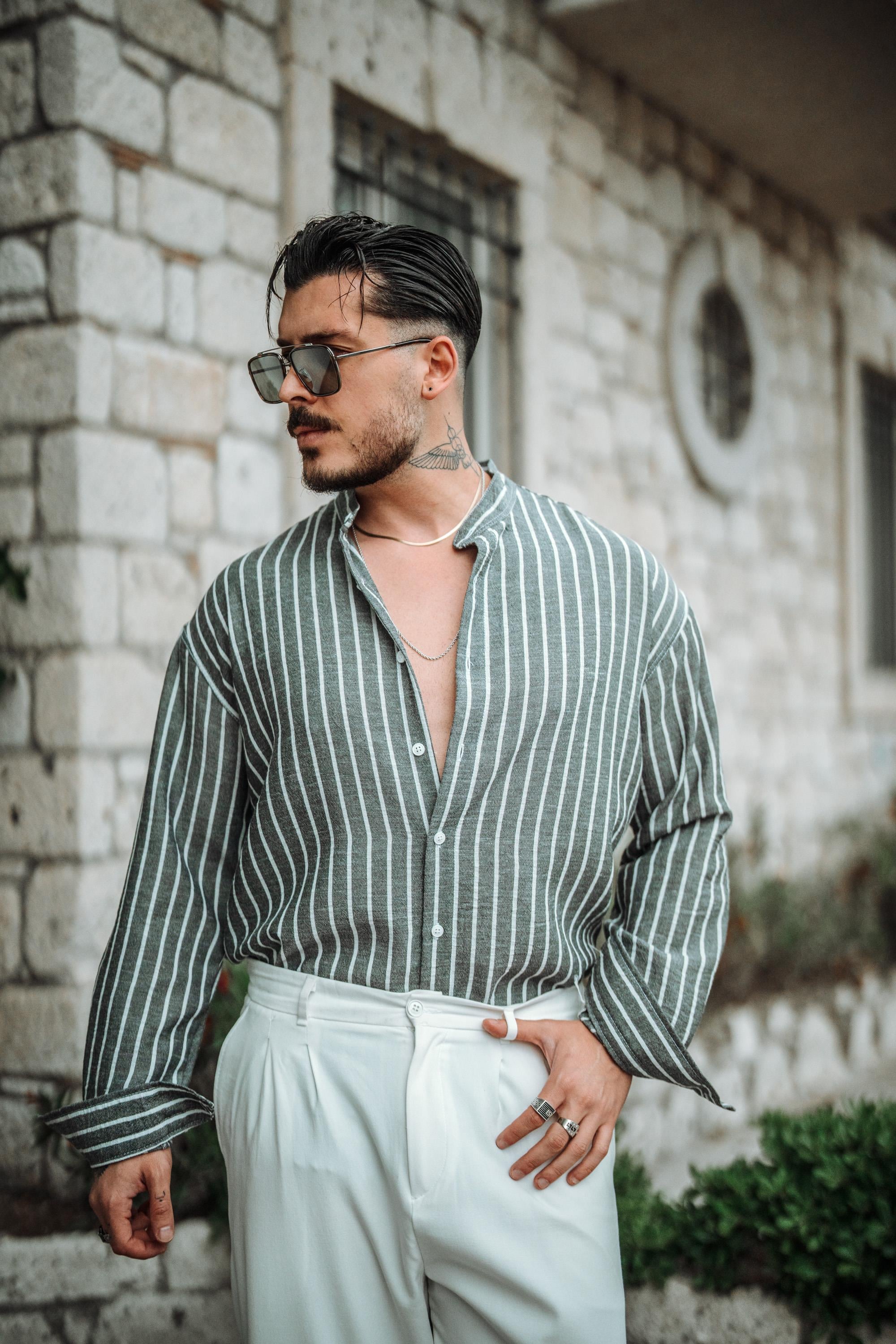 Dik Yaka Çizgili Oversize Gömlek Siyah