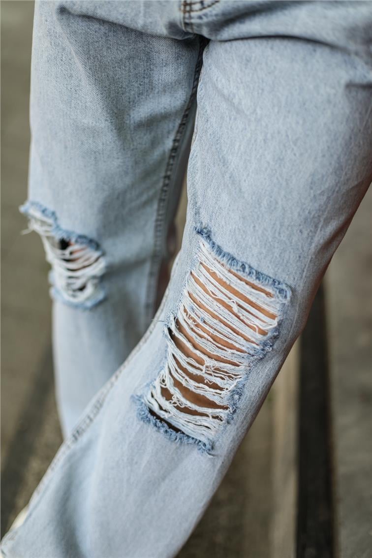 Dizi Yırtık Baggy Jean Yıkamalı Açık Mavi