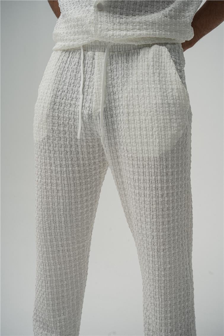 Dokulu Kumaş Baggy Pant. Beyaz