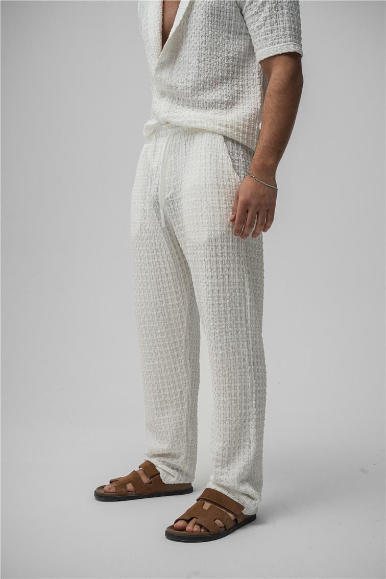 Dokulu Kumaş Baggy Pant. Beyaz
