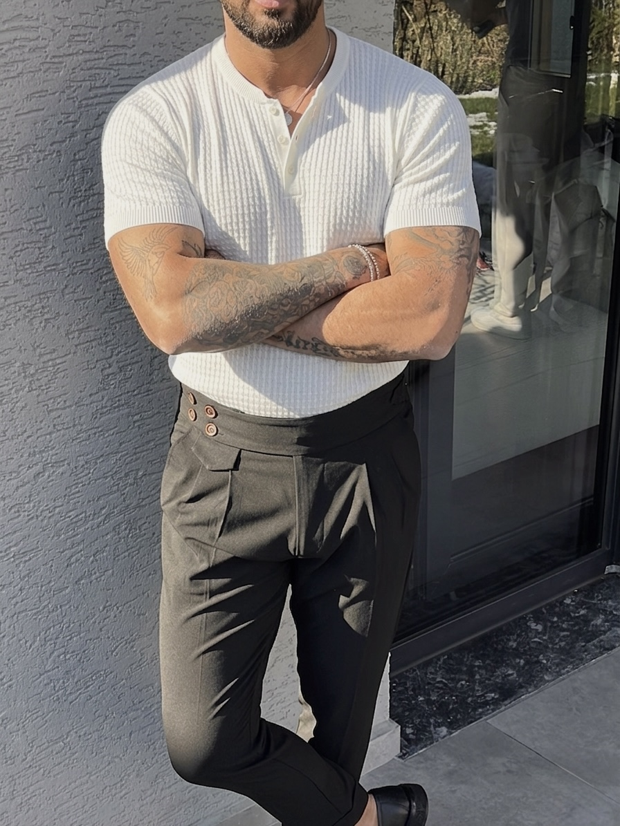 Düğmeli Kabartmalı Triko Tshirt Beyaz