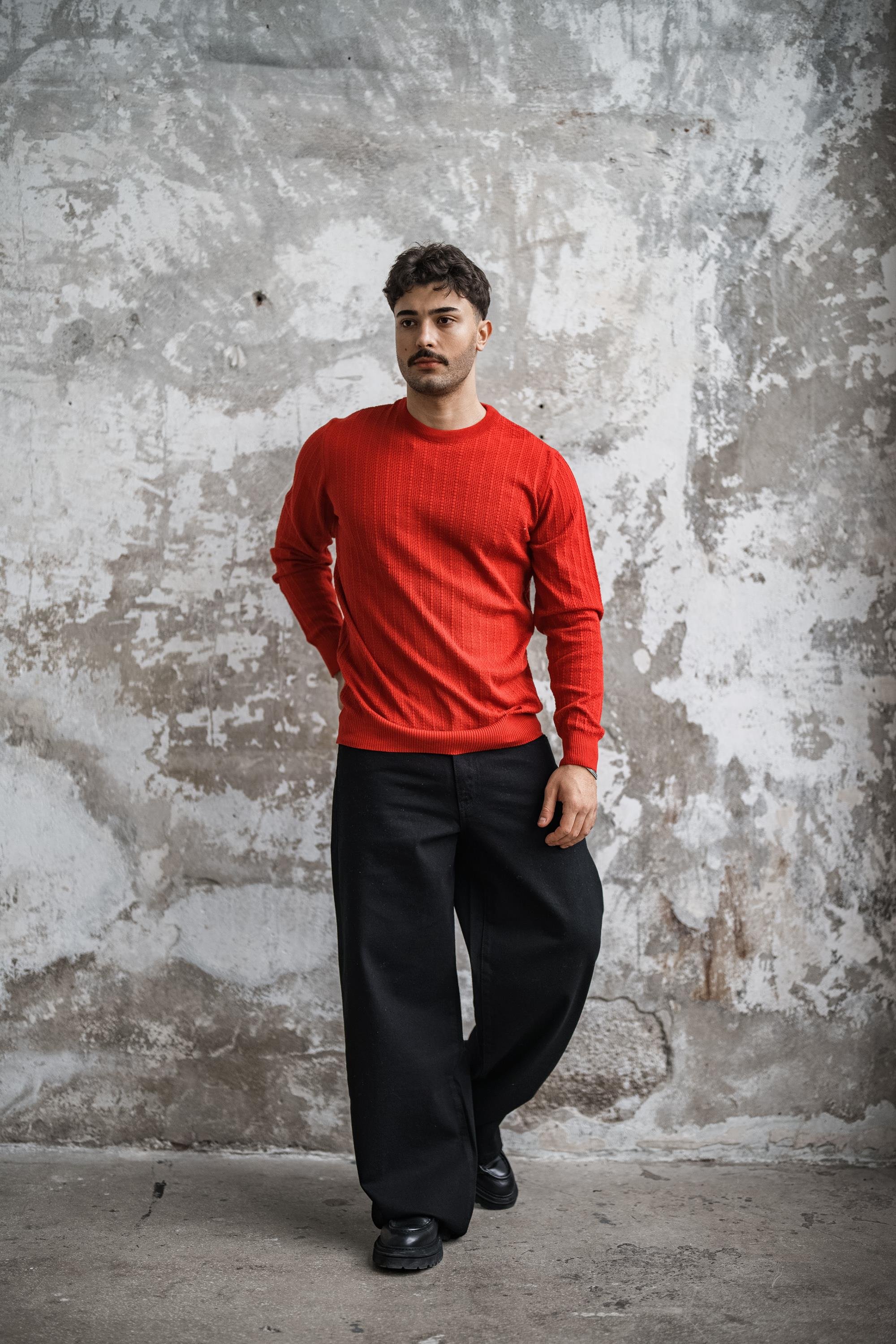 İşlemeli Basic Triko Kazak Kırmızı