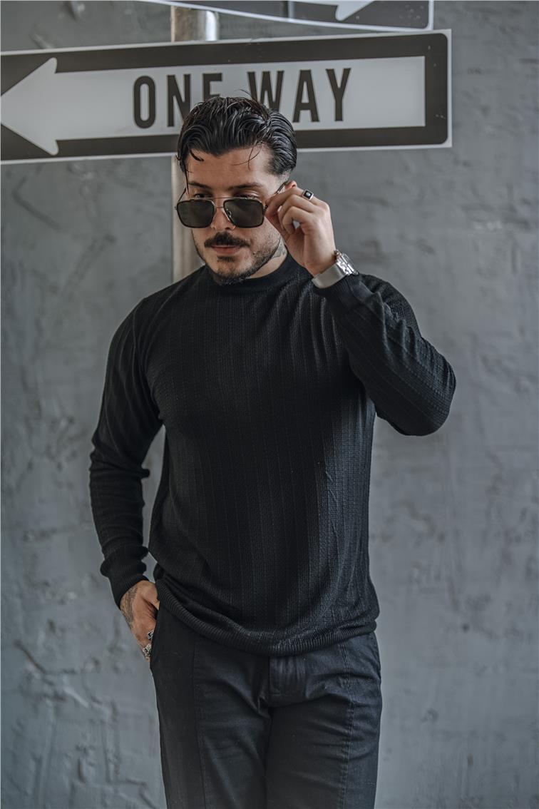 İşlemeli Basic Triko Kazak Siyah