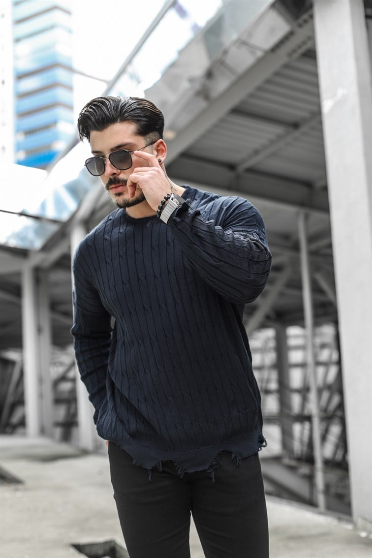 Kendinden Çizgili Oversize Yırtık Kazak