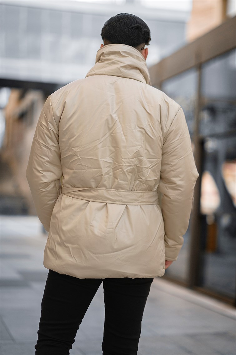 Kısa Kemerli Cepli Oversize Mont