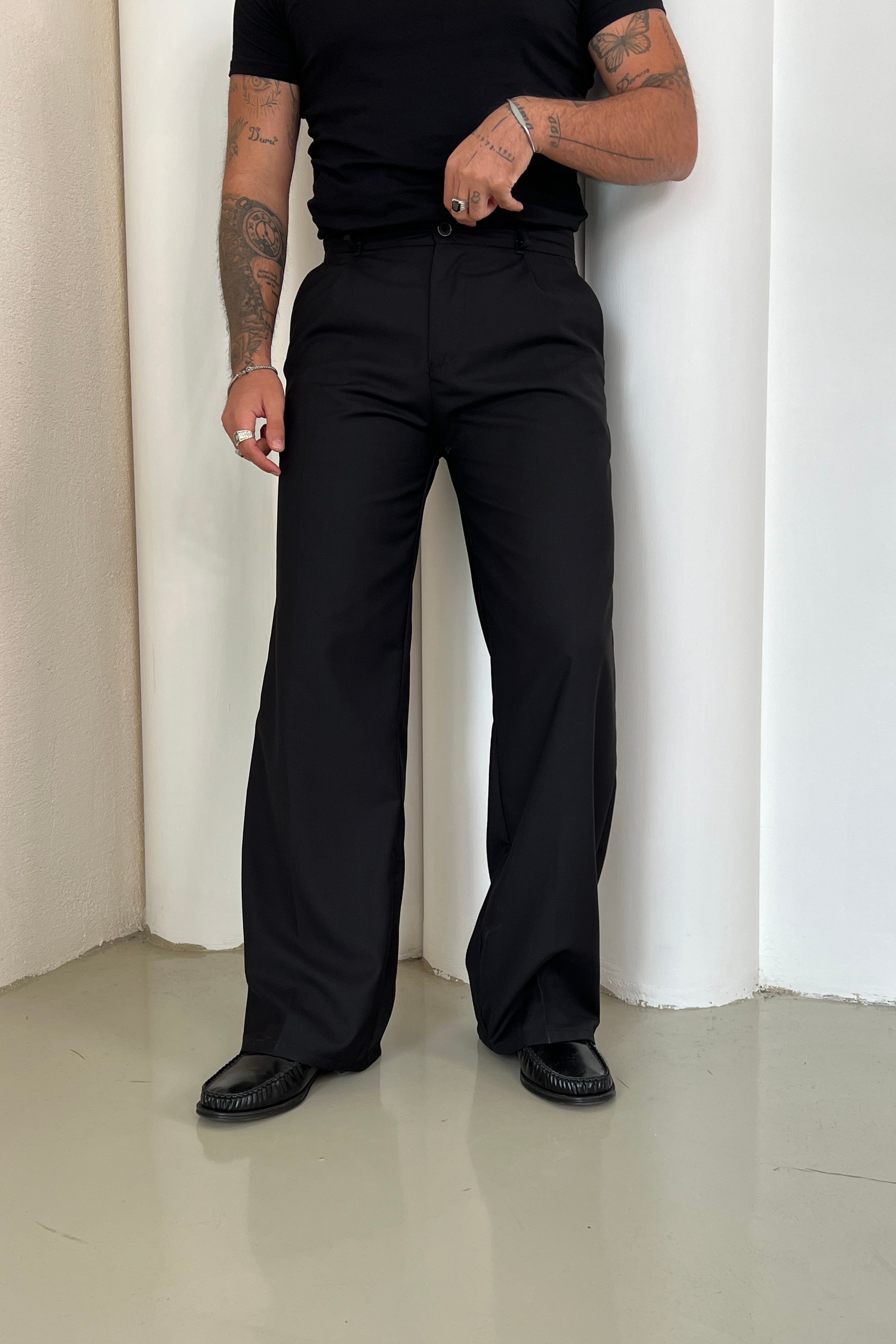Kore Model Bol Pantolon Siyah