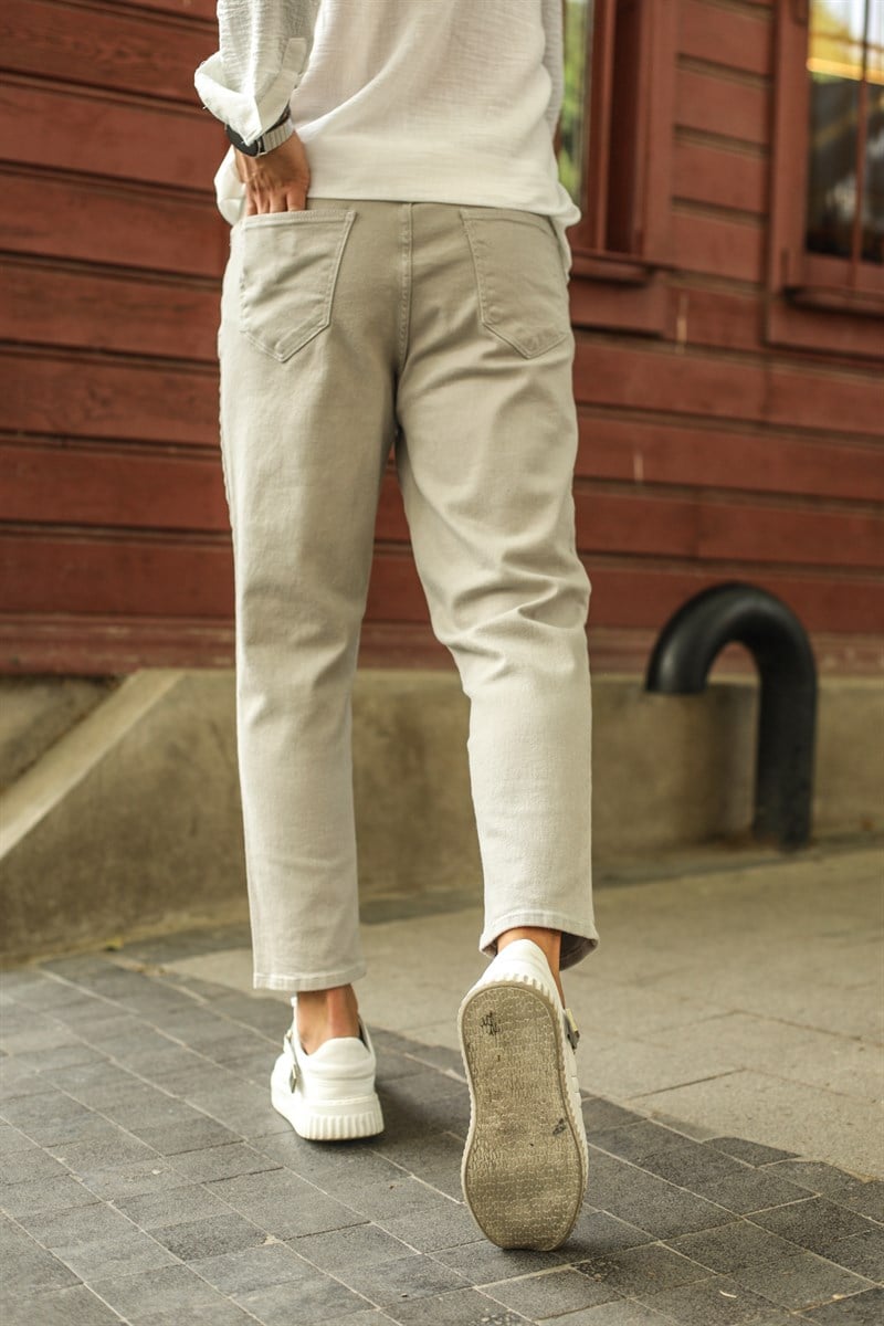Kurşun Mom Jean