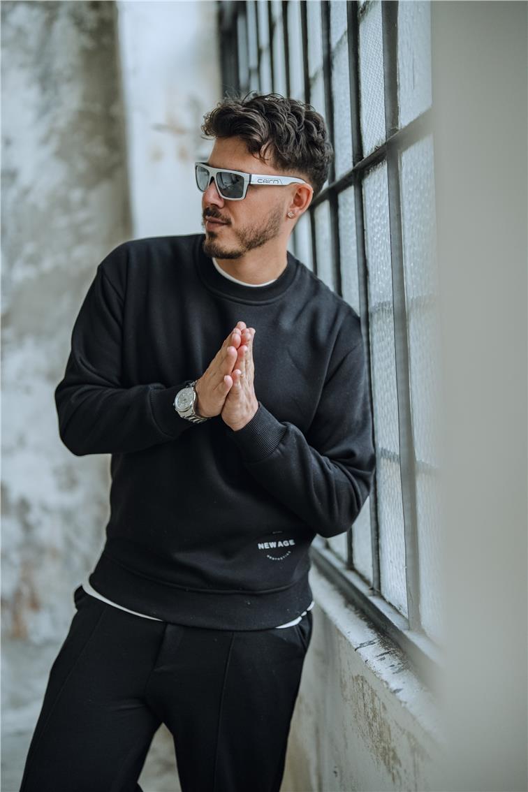 NEW AGE Baskılı Oversize Sweatshirt Siyah